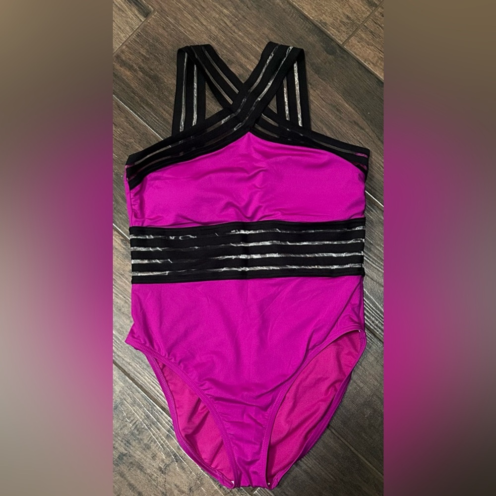 Kenneth Cole Halter Neck One Piece Sz M